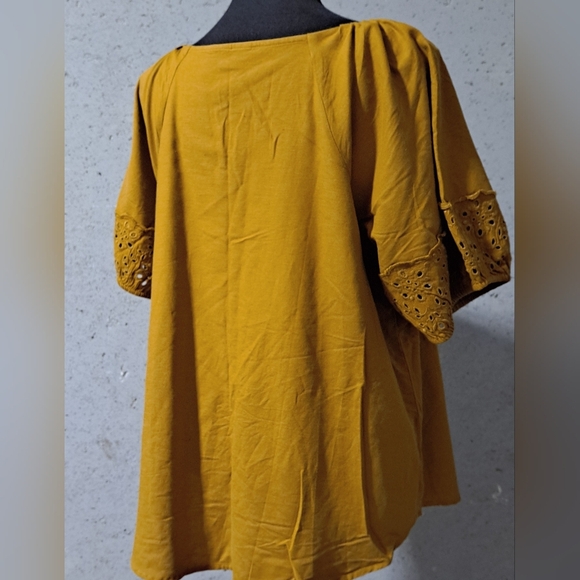 #043 Sz L Old Navy Mustard Blouse - Picture 4 of 11